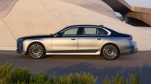 This Is the 2027 BMW 7 Series: Even More Screens, New Tech, and the Same Presence