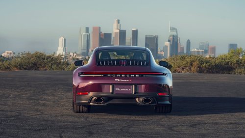 2027 Porsche 911 Carrera S Is Getting a Manual Transmission Again