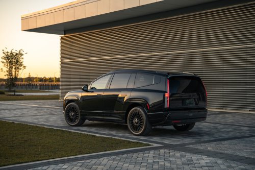 2027 Hyundai Ioniq 9 Black Ink Edition: A Stealthy Family EV SUV