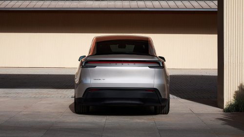 Tesla, Tesla Model Y, 2027 Tesla Model Y L First Look: The Model X Replacement