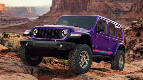 The 2026 Jeep Rewind Editions Turn the Wrangler and Gladiator Into Retro Throwbacks