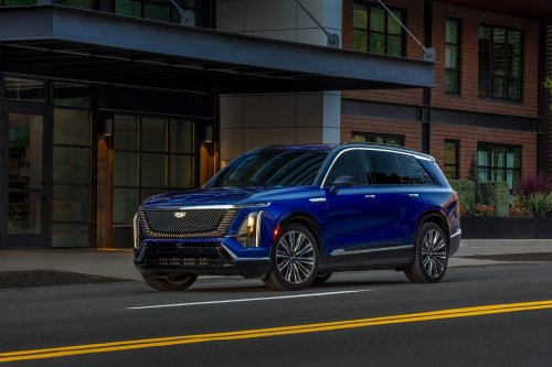 Cadillac, Cadillac Recalling 14,500 Vistiq SUVs, 3rd-Row Seats Could Trap Passengers