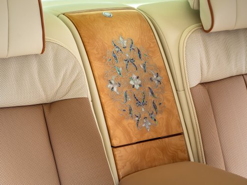 This Rolls-Royce Is Decorated with a Hummingbird Made from Shells