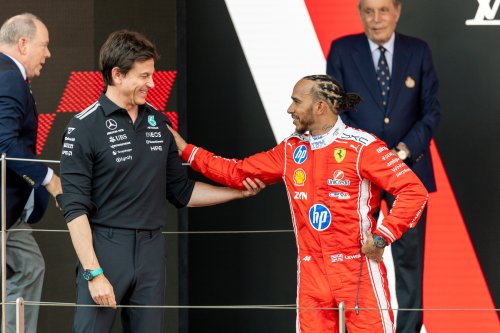Mercedes, How Lewis Hamilton Has Given Toto Wolff and Mercedes F1 a Headache