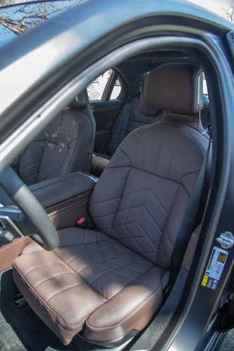 Tested: 2026 BMW i7 M70 Feels Like a Lower-Case M Car