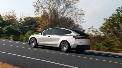 2027 Tesla Model Y L First Look: The Model X Replacement