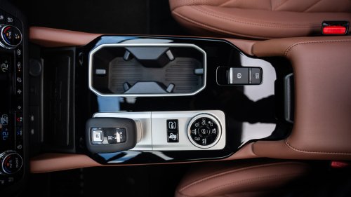 2026 Mitsubishi Outlander Plug-In Hybrid First Drive: Better Choice