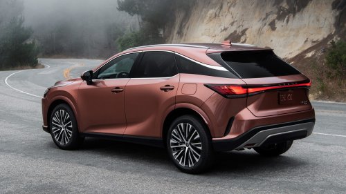Lexus RX Hybrid vs. Gas: Which RX Should You Buy?