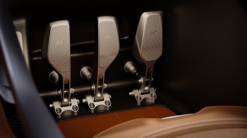 Hennessey, Hennessey Blackbird Hypercar First Look: 800+HP V-8, 6-Speed Manual, Zero Screens