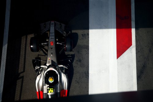 F1 Engine Manufacturers Still Waiting on Talks About Switching to V-8 Power