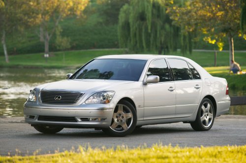 Lexus, Lexus LS, A Wisconsin Car Dealer's Niche Business: Selling the 2004-2006 Lexus LS 430