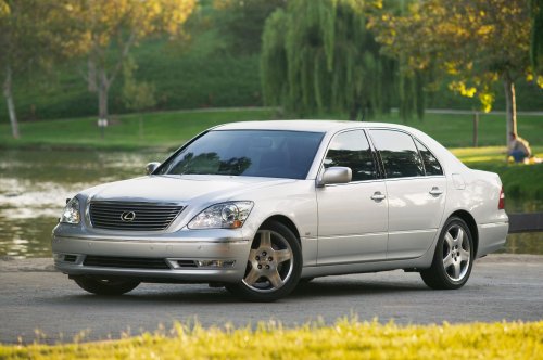 Lexus, Lexus LS, A Wisconsin Car Dealer's Niche Business: Selling the 2004-2006 Lexus LS 430