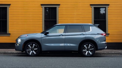 2026 Mitsubishi Outlander Plug-In Hybrid First Drive: Better Choice