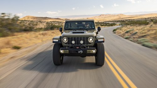 2026 Jeep Wrangler 392 Commando First Test: A Riotous, Supercharged Salute to the Troops