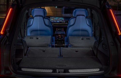 Cadillac, Cadillac Recalling 14,500 Vistiq SUVs, 3rd-Row Seats Could Trap Passengers