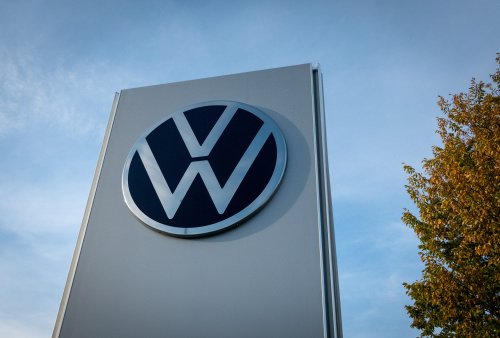 Volkswagen CEO Looking to Lay Off 100,000 Employees: Report