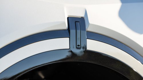 2027 Kia Telluride Hybrid First Test: Quicker, Heavier, and Slightly Confused