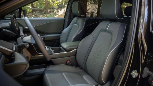 Check Out the 2027 Subaru Getaway’s Interior: Some Toyota Bits, but That’s Not Bad News