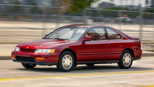 Driving a Pristine, 315-Mile 1994 Honda Accord EX Coupe 32 Years Later