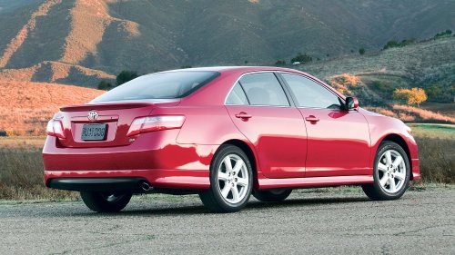 2007 Toyota Camry First Drive Review: More Power, Better Handling, Hybrid Debut