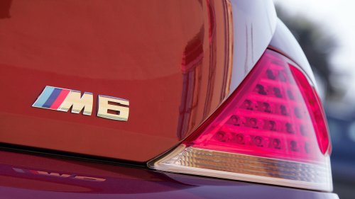 2007 BMW M6 First Drive Review: V-10 Power Meets Lighter Coupe Dynamics