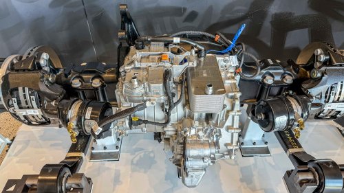 2027 Tesla Semi First Drive: We Get Seat Time in Tesla’s 500-Mile Electric Big Rig 