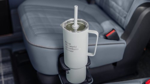 2027 Rivian R1S and R1T Get Simpler Trims and a Big Seating Upgrade