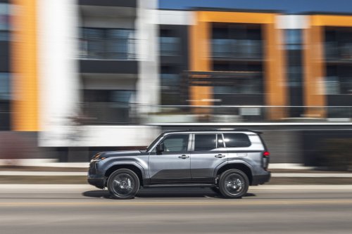 Lexus, Hybrid Lexus GX550 May Be on the Way to Combat Rising Gas Prices
