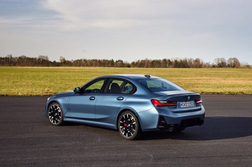 2027 BMW 3-Series vs. 2026 BMW 3-Series Spec Comparison