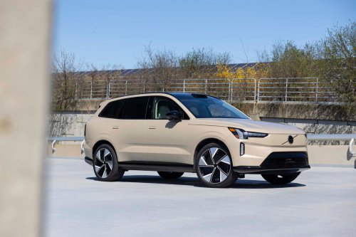 Volvo, Volvo Hints at New SUVs on the Large and Small Ends of Its Lineup