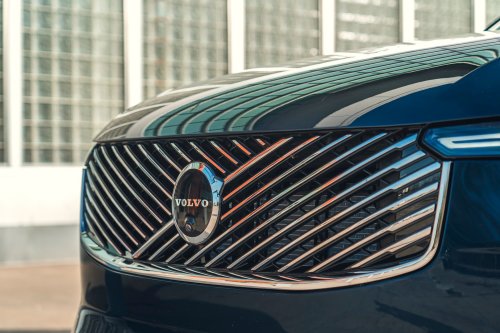 Volvo, Volvo Hints at New SUVs on the Large and Small Ends of Its Lineup