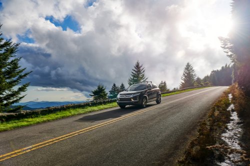 Mitsubishi, Mitsubishi Outlander, Mitsubishi Outlander Sport, FWD, 2027 Mitsubishi Outlander Sport Gets a Price Cut with Revived FWD