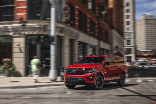 Ford, Ford Expedition, Ford Recalls a Half-Million Expedition SUVs over Sharp Center Consoles