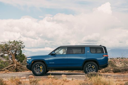 114,000 Rivian R1T, R1S Models Under Federal Probe for Suspension Issue