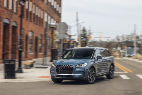 Lincoln, 2027 Lincoln Corsair Will Be Hybrid Only and Built in China