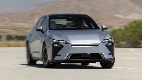 2026 Lexus ES 350h AWD Hybrid First Test: What’s the Big Rush?