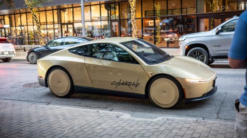 Tesla Cybercab First Look: No Steering Wheel! No Brake Pedal! No Problem?