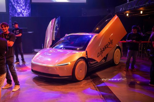 Tesla Cybercab First Look: No Steering Wheel! No Brake Pedal! No Problem?