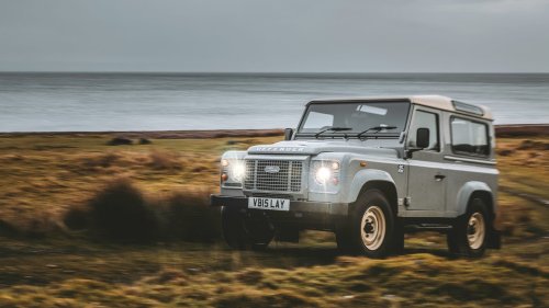 Gang That Stole 33 Land Rover Defenders Worth More Than $800,000 Sentenced to Prison