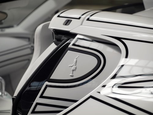 Bugatti, The Ornate Bugatti Mistral Blanc Éternel Wears Porcelain Accents