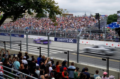 Jeff Gordon Wins Historic IROC Race on D.C. Street Circuit