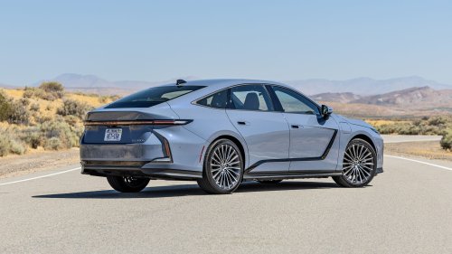 Lexus, 2026 Lexus ES350e EV First Test: A Commuting All-Star Luxury Sedan
