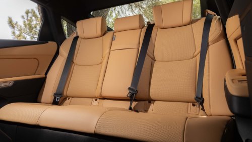 2026 Lexus ES350h First Drive: Better Tech, Better Ride, Same Relaxed Personality