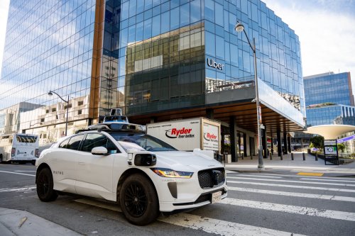 California to Start Citing Self-Driving Cars for Traffic Violations