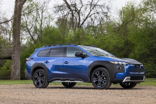 Subaru, Subaru Isn't Raising Prices on Any of Its Electric SUVs for 2027
