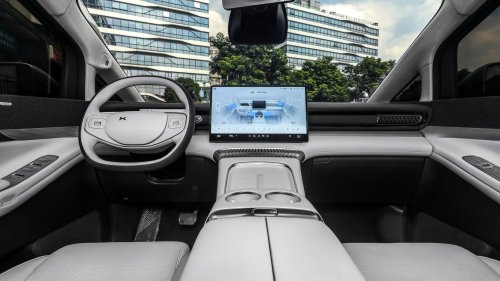 Xpeng, XPeng X9, Mercedes-Benz, XPeng X9 First Drive: Can It Beat the Mercedes-Benz VLE?
