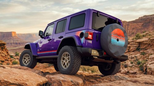 Jeep, Jeep Wrangler, Jeep Gladiator, The 2026 Jeep Rewind Editions Turn the Wrangler and Gladiator Into Retro Throwbacks