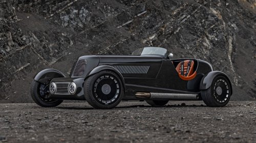SP40 Restomod Speedster First Drive: A Modern Marvel With Vintage Style