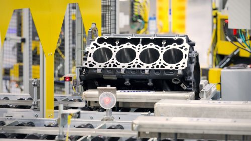 GM Supersizes the 2027 Duramax, Snatching Ford’s Diesel Bragging Rights