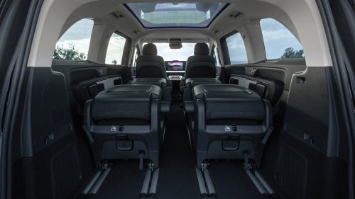 2028 Mercedes-Benz VLE Interior Review: Everyone Flies First Class